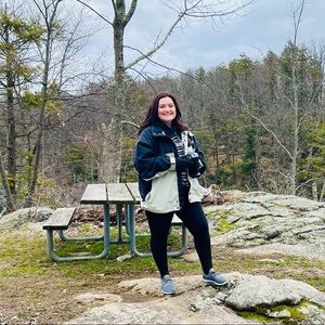 Meet your Posher, Julia